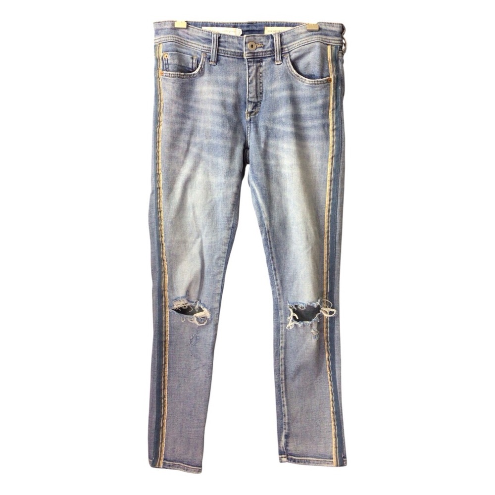 Pilcro and the Letterpress Light Blue Boyfriend Slim Distressed Jeans size 25”